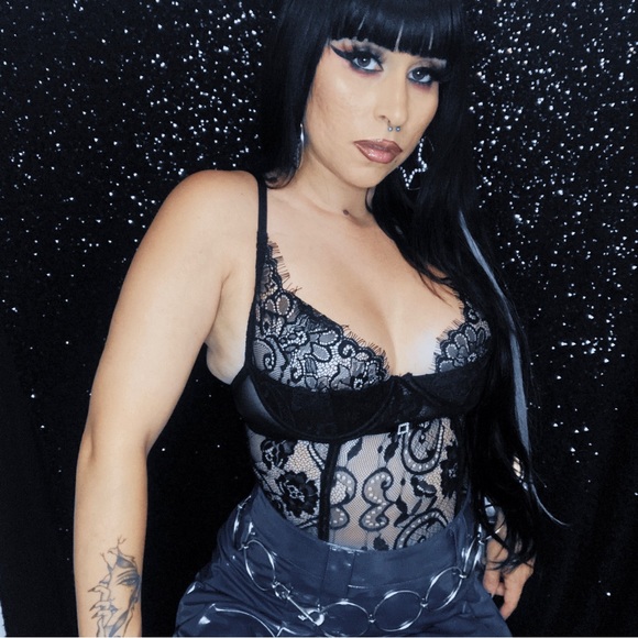 Meet your Posher, Diana - Picture 14 of 17